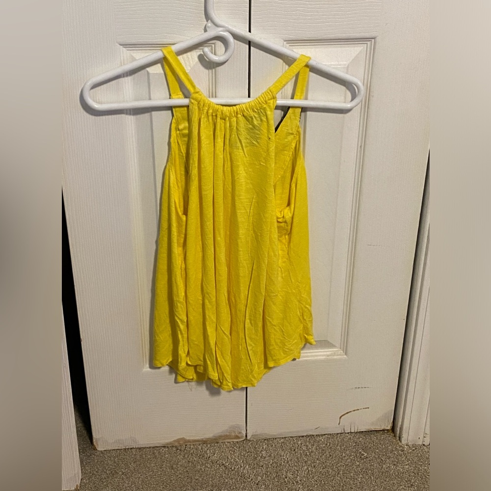 Yes and gold Top casual